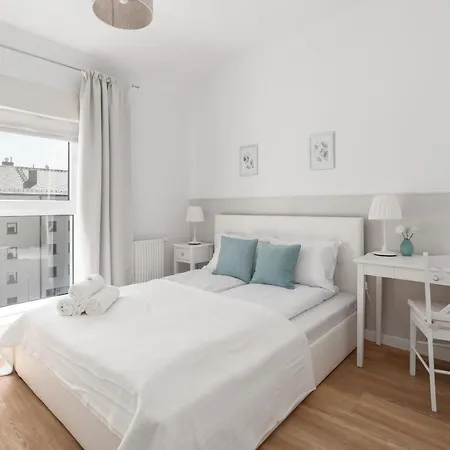 White Elegance Apartment With Ac & Free Garage By Noclegi Renters Poznan Exterior photo