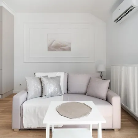 White Elegance Apartment With Ac & Free Garage By Noclegi Renters Poznan Exterior photo